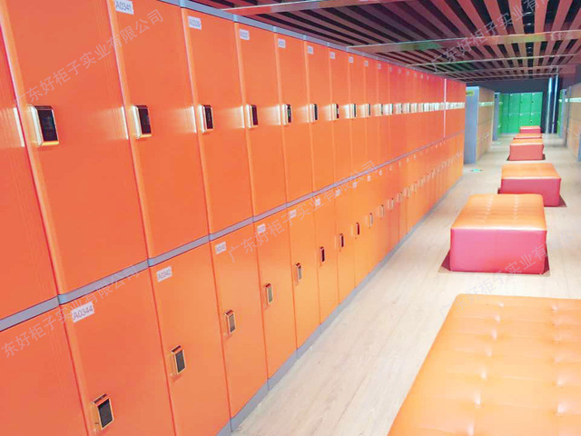 辽阳欢乐海温泉水上乐园更衣柜