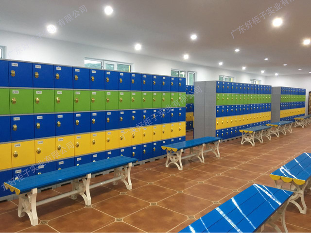 伊春市金水湾水上乐园环保塑料柜