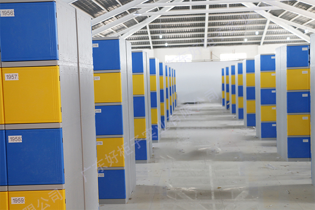 山东淄博齐鲁欢乐世界防水防潮柜